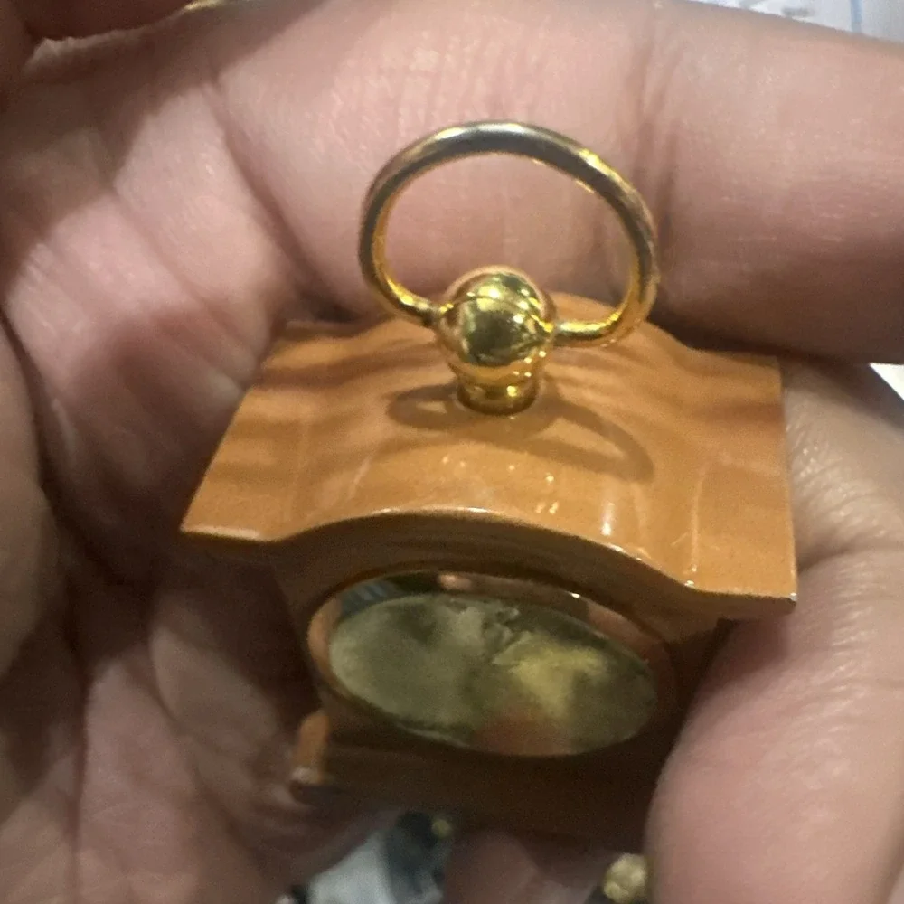 Working Vintage Quartex Miniature Mantel Quartz Wooden Clock New Battery Rare